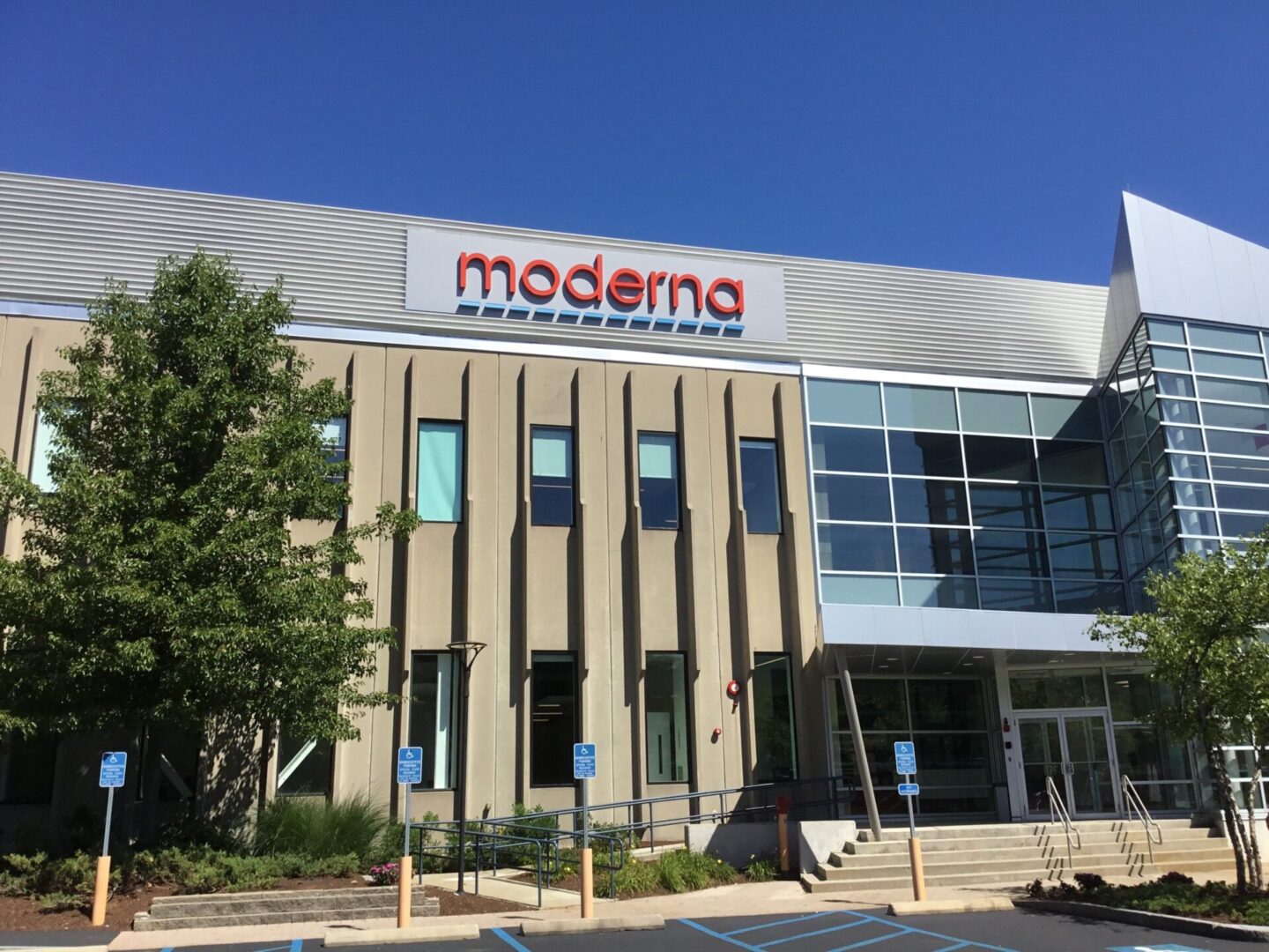 An entry view of the Moderna building